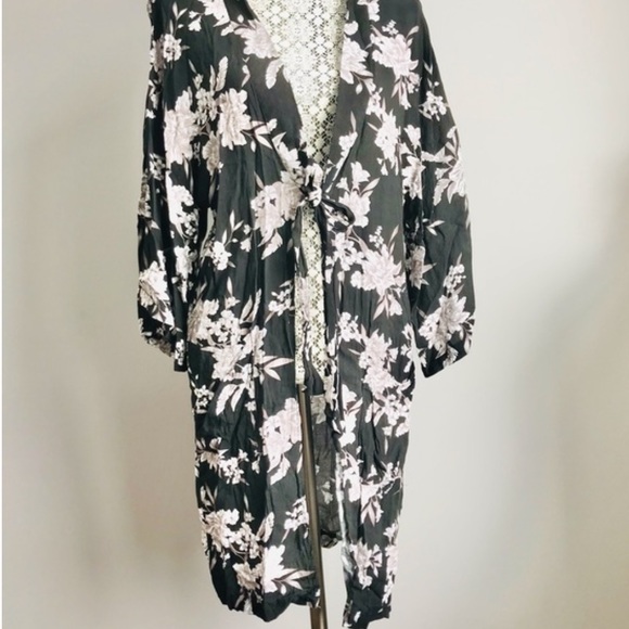 📌Spiritual Gangster Maya boho floral kimono - Picture 7 of 7